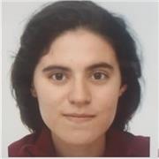 Profesora titulada en Matemáticas e Informática, con un master en Didáctica de las Matemáticas.